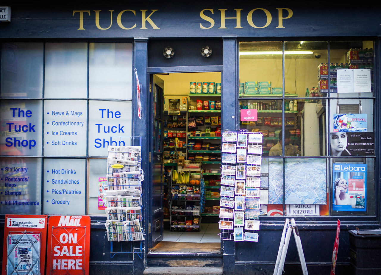 Tuck Shop Meaning In Urdu